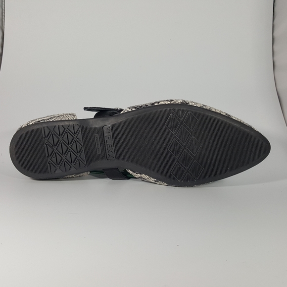 The Flexx Gray Snake Stamped Suede Mary Jane - Picture 3 of 4